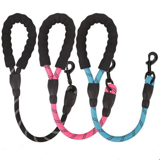 Reflective Short Leashes for Large Dogs